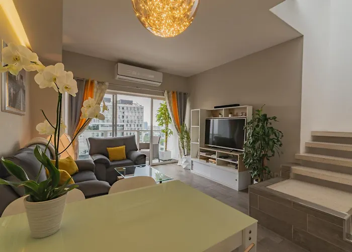 Apartamento 3-floor Penthouse Private Roof Garden High Speed Wi-fi 500mb Air-conditioning Pool & Gym