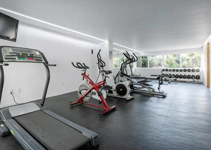 3-floor Penthouse Private Roof Garden High Speed Wi-fi 500mb Air-conditioning Pool & Gym Apartamento