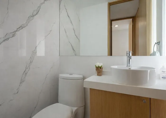 3-floor Penthouse Private Roof Garden High Speed Wi-fi 500mb Air-conditioning Pool & Gym Apartamento *